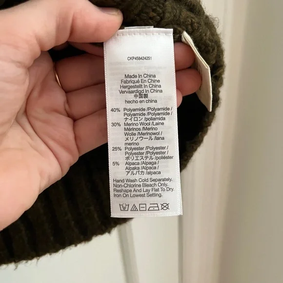 Madewell | Embroidered Edencroft Pleat-Sleeve Cardigan Sweater - Picture 5 of 10